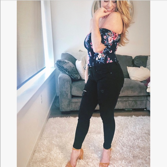 Ashley Midnight Black Jeans - Picture 2 of 6